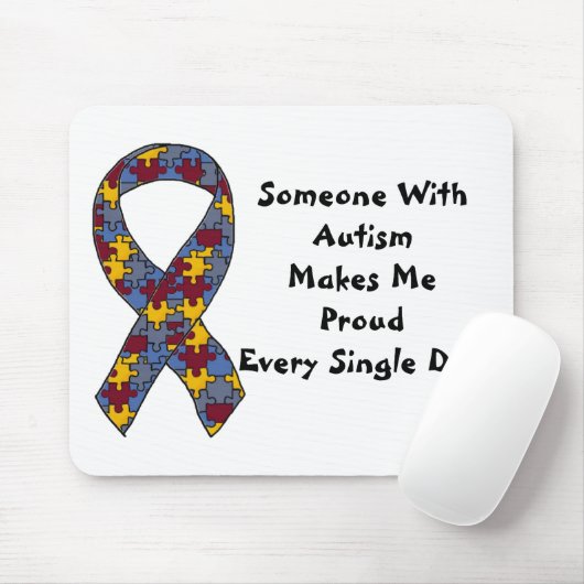 自閉症との誰かは私に誇りを持ったにひとつひとつのDaを作ります マウスパッド (マウス)