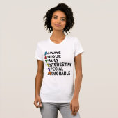 自閉症に関するアクロスティックなかわいい虹の単語「詩」 Tシャツ (正面フル)