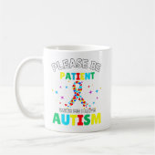 自閉症の意識を持っている私に我慢して下さい コーヒーマグカップ (左)