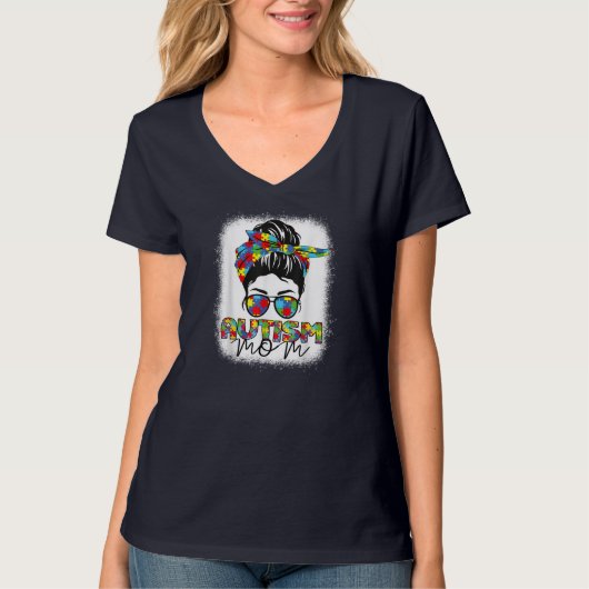 自閉症の母の生活Messy Bun漂白された母の日 Tシャツ (正面)