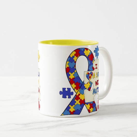 自閉症の認識度のリボンを持つ子供 ツートーンマグカップ (正面右)