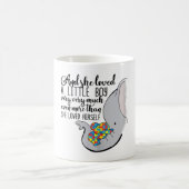自閉症の – そして彼女は小さな男の子をとても愛していた コーヒーマグカップ (中央)