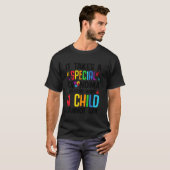 自閉症は特別な祖母を聞く子供Ca Tシャツ (正面フル)