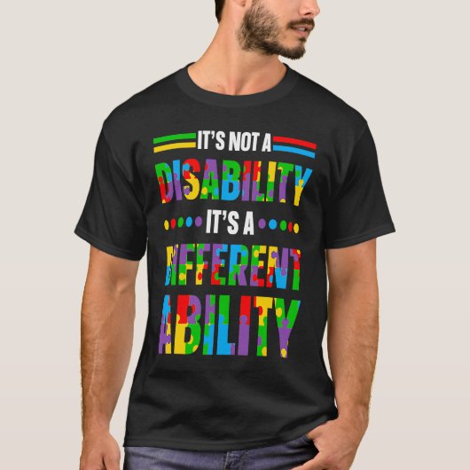 自閉症は障害ではなく異なる能力 Tシャツ (正面)