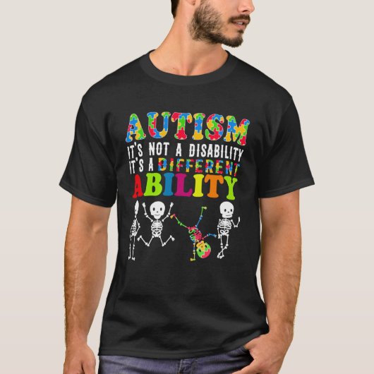 自閉症は障害ではなく異なる能力 Tシャツ (正面)