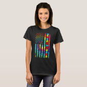 自閉症アメリカ国旗Tee絞り染め自閉症意識 Tシャツ (正面フル)