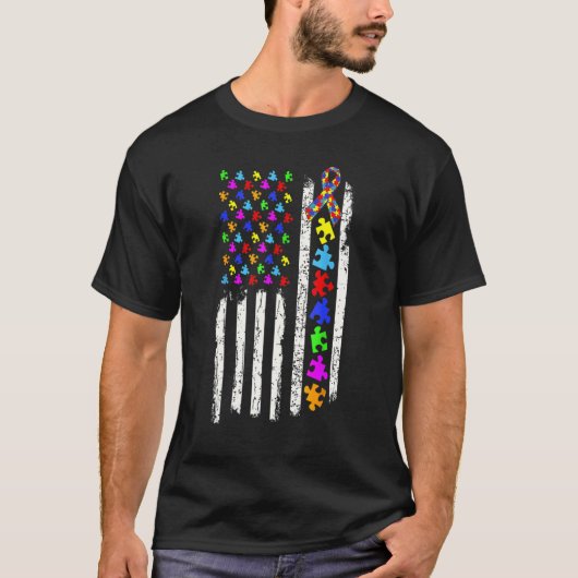 自閉症啓発ディストressedアメリカ国旗パズルR Tシャツ (正面)