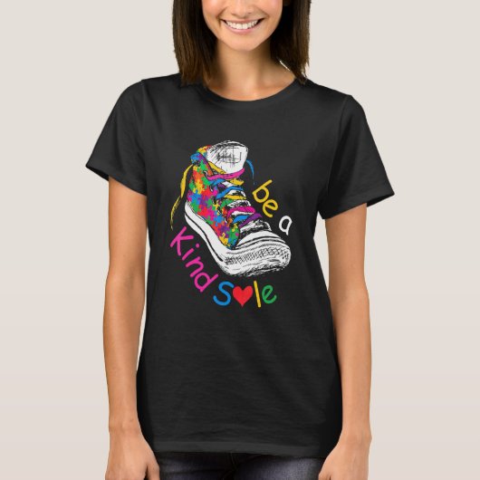 自閉症啓発パズルシューズ優しい子供たち Tシャツ (正面)