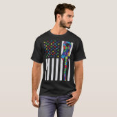 自閉症啓発リボン米国国旗のサポート自閉症 Tシャツ (正面フル)