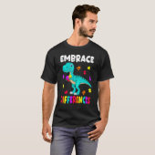 自閉症啓発 差異を受け入れる 自閉症 恐竜 Tシャツ (正面フル)