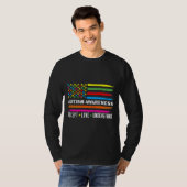 自閉症意識を理解する愛を受け入れる Tシャツ (正面フル)