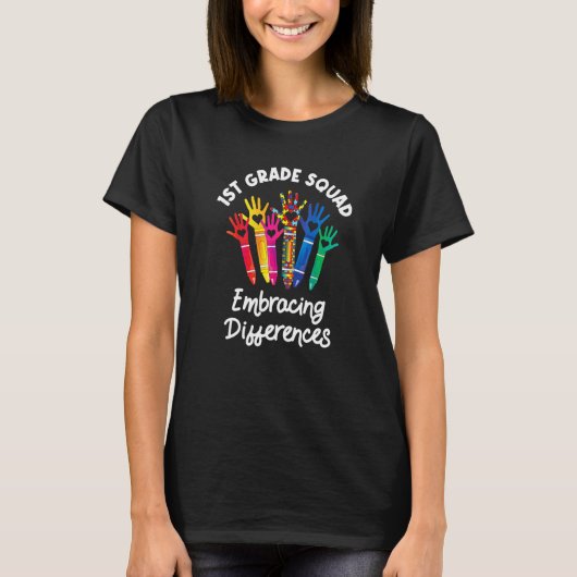 自閉症率の違いを受け入れる小学1年生 Tシャツ (正面)