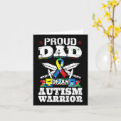 自閉症誇りを持った戦士の自閉症認識度のパパ カード (黄色い花)
