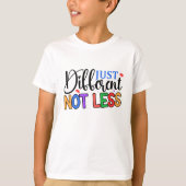 自閉症違うの意識カラフルに留まらず Tシャツ (正面)