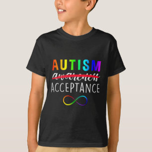 自閉症 – 代わりに赤 – 受け入れ認識度 Tシャツ