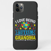 自閉症、自閉症おばあちゃん誇りを持ったに関する認識度を上げる Case-Mate iPhoneケース (裏面)