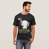 自閉的な象の歩く違う子のためのパス Tシャツ (正面フル)