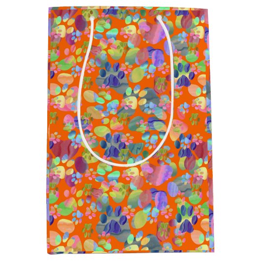 至る所に足跡 ミディアムペーパーバッグ (正面)