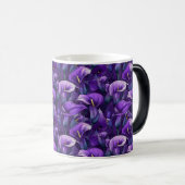 至福のパープルカラーのコーラルリリーの花の卒業 モーフィングマグカップ (正面右)