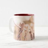 致命的なキャラクター ツートーンマグカップ (正面左)