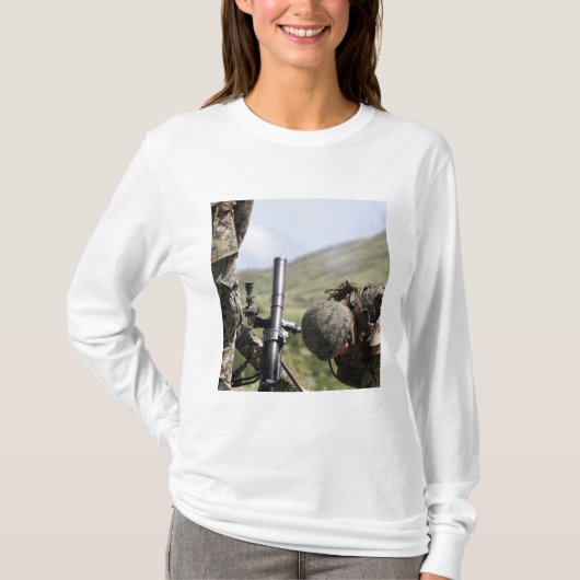 臼砲を直接発射する方法 Tシャツ (正面)