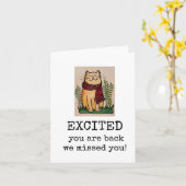 興奮して戻ってきた、ようこそ、かわいい猫カード カード (黄色い花)