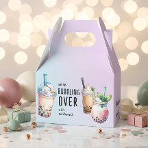 興奮ボバ茶の誕生日で泡立つ