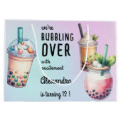 興奮ボバ茶の誕生日で泡立つ ラージペーパーバッグ (裏面)