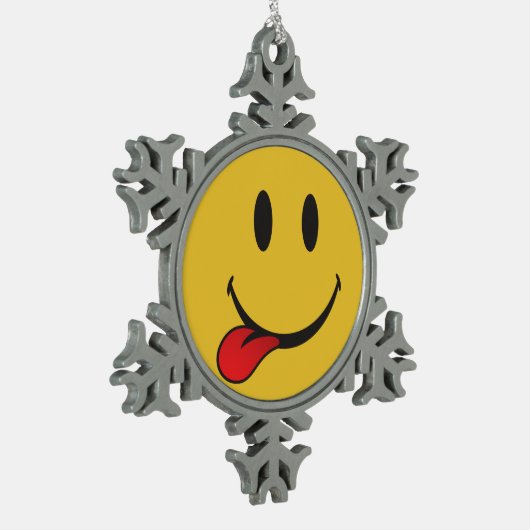 舌のemojiを突き出ること スノーフレークピューターオーナメント (左)