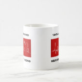 舐めることを取ります-カチカチ音をたて続けます コーヒーマグカップ (中央)