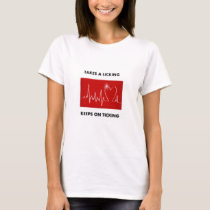 舐めることを取ります-カチカチ音をたて続けます Tシャツ