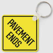 舗装の終点メタルスクエアキーチェーン キーホルダー (裏面)