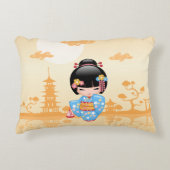 舞妓こけし人形かわいい芸者ガールイエロー アクセントクッション (正面)