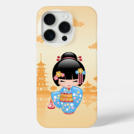 舞子こけし人形 – かわいい日本の芸者ガール iPhone 15 PROケース