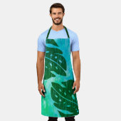 舞海ハワイアンモンステラリーフタイ染料グリーン エプロン (着用した状態)
