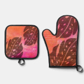 舞階ハワイアンモンステラリーフティー – ダイ明るい赤紫色 鍋つかみ&鍋敷きセット (正面)