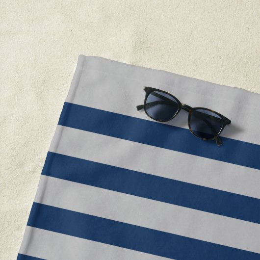 航海のいかりオールのパドルズボートまたはキャプテン名 ビーチタオル (インサイチュ)