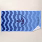 航海のいかりネイビーブルーストライプウェーブズ ビーチタオル (正面)