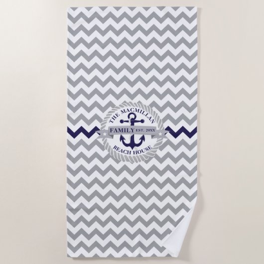 航海のな濃紺のいかりのシェブロンパターン家族 ビーチタオル (正面)