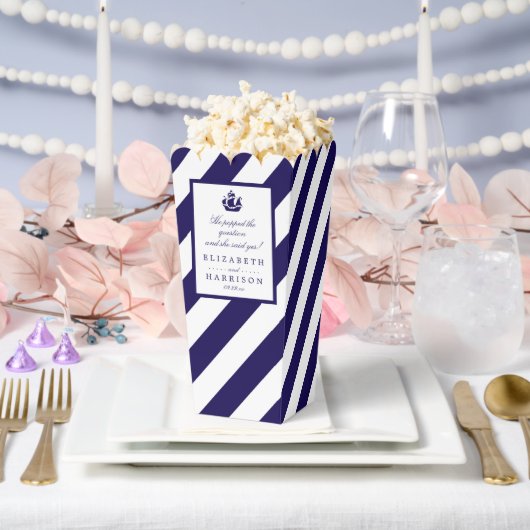 航海のストライプ&ネイビーブルー結婚シップ フェイバーボックス (ウェディング)