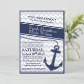 航海のセンスが漂うネイビーブルーの結婚式招待状　シェブロン 招待状 (スタンド正面)