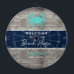 航海のビーチハウス素朴ウッドファミリーカスタム ダーツボード<br><div class="desc">ビーチ航海のハウス素朴ウッドファミリーカスタムダーツボードゲームは素晴らし、家族の懇親会、夏のパーティーまたは任意の大事な行事。素朴な木の背景とフェイクティール(緑がかった色)のカニでデザインされ航海のている。ビーチフレーズは、ネイビーブルー水平ビーチの中心にトレンディー手書きレタリングで"私たちのハウスへようこそ"ストライプ。また、カスタマイズお前の家名と年が下の地域に設けられている。クリックテンプレートのパーソナライズ後を追オプションとプロンプト</div>