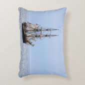 航海の魚釣りボートブルースカイズ アクセントクッション (正面(垂直))