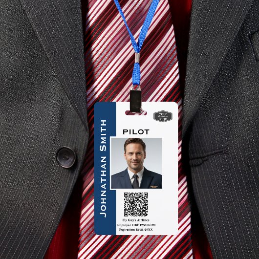 航空会社のパイロット用セキュリティID QRコード フォトID バッジ