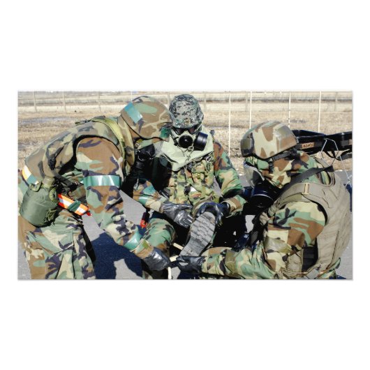 航空兵は韓国陸軍兵士を補佐する フォトプリント            (正面)