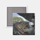 航空従事者は寄贈品のパレットを押し出す2 マグネット (正面/裏面)