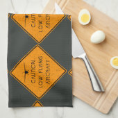 航空機の低飛んでいる注意✈️ キッチンタオル (四つ折り)