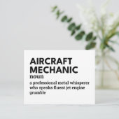 航空機の整備士 – ユーモアの定義 シーズンポストカード (スタンド正面)