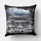 航空機キャリアDwight D. Eisenhower装飾用クッション クッション (裏面)