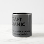 航空機整備士-おもしろい定義コーヒーカップ ツートーンマグカップ (中央)